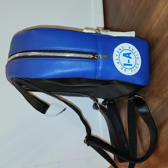 My Hero Academia Shoto Todoroki Fire & Ice Mini Backpack - Picture 6 of 10